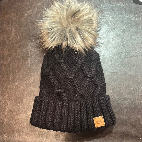Panache Diamond Cable Knit Pom Hat - Picture 2 of 4